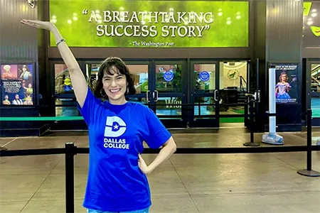 https://pxl-dallascollegeedu.terminalfour.net/fit-in/filters:format(webp)/prod01/dc1-cdn-pxl/media/dallas-college/content-assets/images/news/2023/Alyssa-Fox-Thumb-450X300.jpg