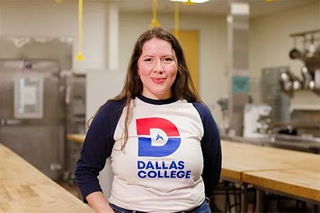 https://pxl-dallascollegeedu.terminalfour.net/fit-in/filters:format(webp)/prod01/dc1-cdn-pxl/media/dallas-college/content-assets/images/news/2023/Frida-Hutchinson-450.jpeg