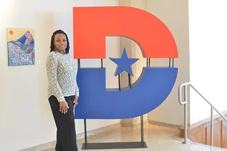 https://pxl-dallascollegeedu.terminalfour.net/fit-in/filters:format(webp)/prod01/dc1-cdn-pxl/media/dallas-college/content-assets/images/news/2023/Nicosha-Porter-450X300-thumb.jpg