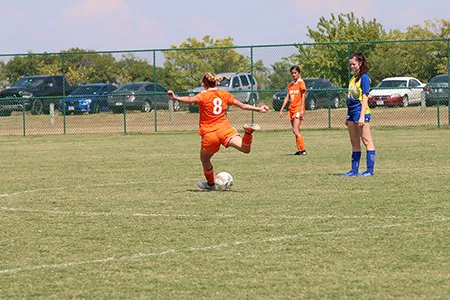 https://pxl-dallascollegeedu.terminalfour.net/fit-in/filters:format(webp)/prod01/dc1-cdn-pxl/media/dallas-college/content-assets/images/news/2024/CV-WomensSoccer-Thumb-450X300.jpg