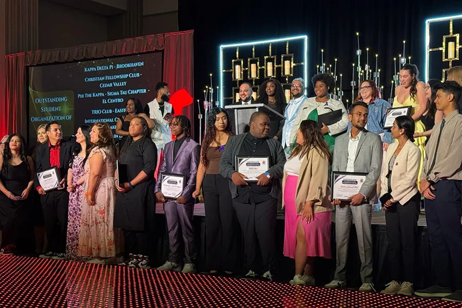 Students receive awards at Sneaker Ball