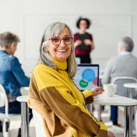 senior-adult-in-computer-class-
