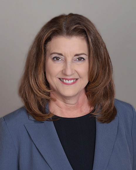 Beverly Neu Menassa headshot