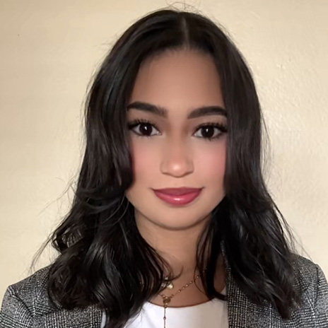 Valentina Guzman headshot